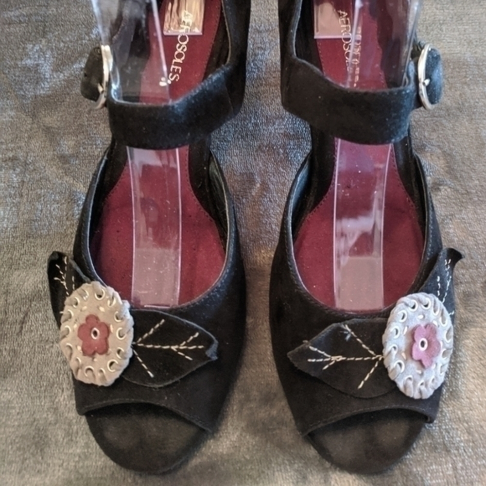 AEROSOLES " SWEET DESSCURT" OPEN TOE SHOES